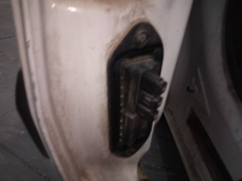 Recambio de cerradura puerta trasera derecha para fiat doblo ii cargo (263) furgón base referencia OEM IAM   