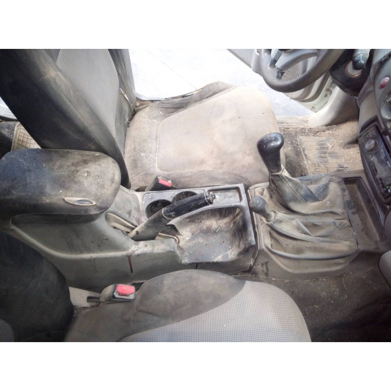 Recambio de consola central para mitsubishi l 200 (ka0/kb0) inform club cab 4wd referencia OEM IAM   