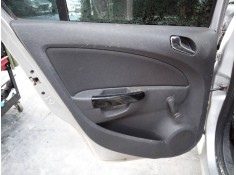 Recambio de guarnecido puerta trasera izquierda para opel corsa d cosmo referencia OEM IAM   