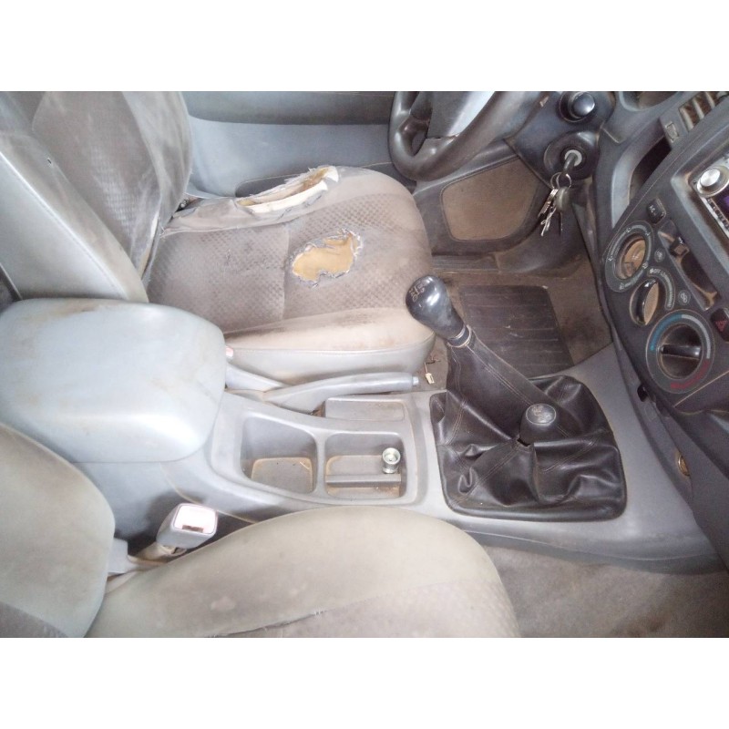 Recambio de consola central para toyota hilux (kun) double cab 4x4 referencia OEM IAM   