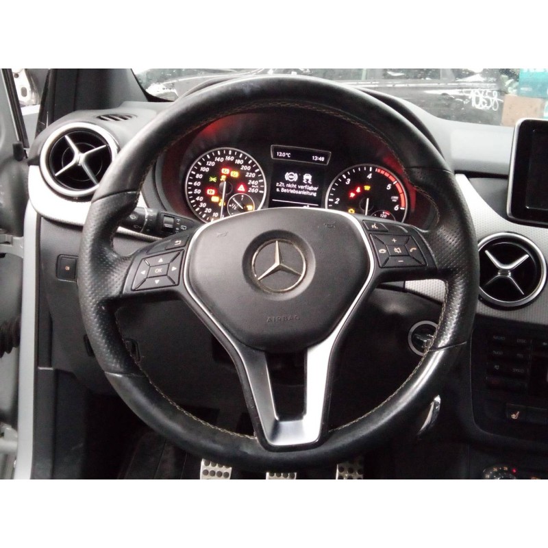 Recambio de volante para mercedes clase b (w246) b 180 cdi be (246.200) referencia OEM IAM   