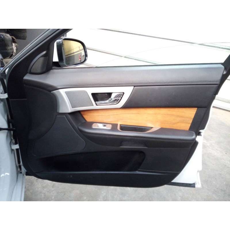 Recambio de guarnecido puerta delantera derecha para jaguar xf 2.2 diesel luxury referencia OEM IAM   