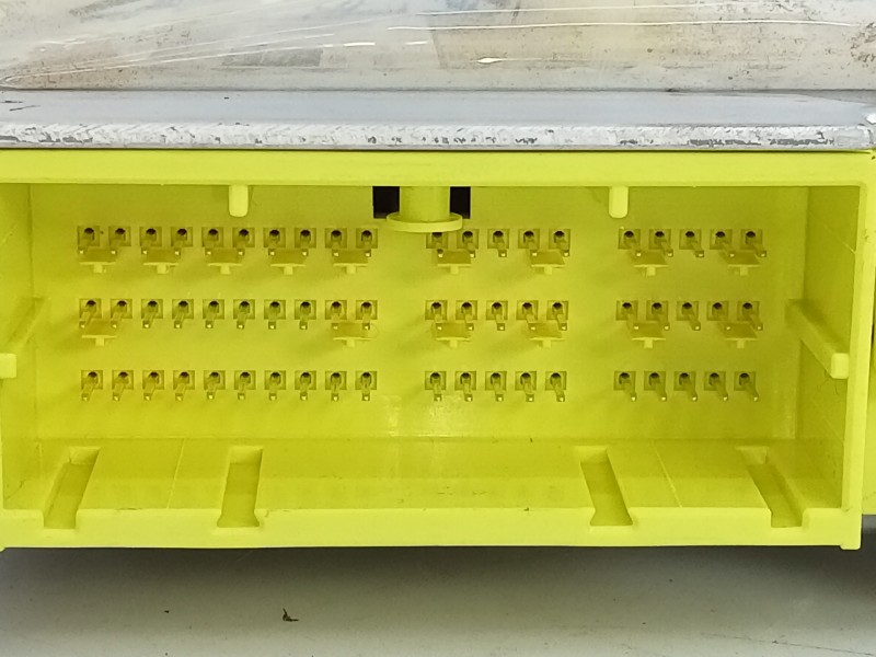 Recambio de centralita airbag para toyota land cruiser (j15) basis referencia OEM IAM 8917060491  E3-B2-17-1