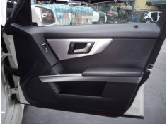 GUARNECIDO PUERTA DELANTERA DERECHA 