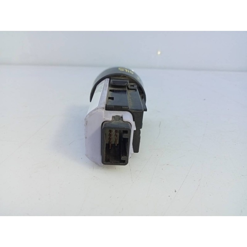 Recambio de interruptor para toyota land cruiser (j15) executive referencia OEM IAM 2842ATMIMB2  