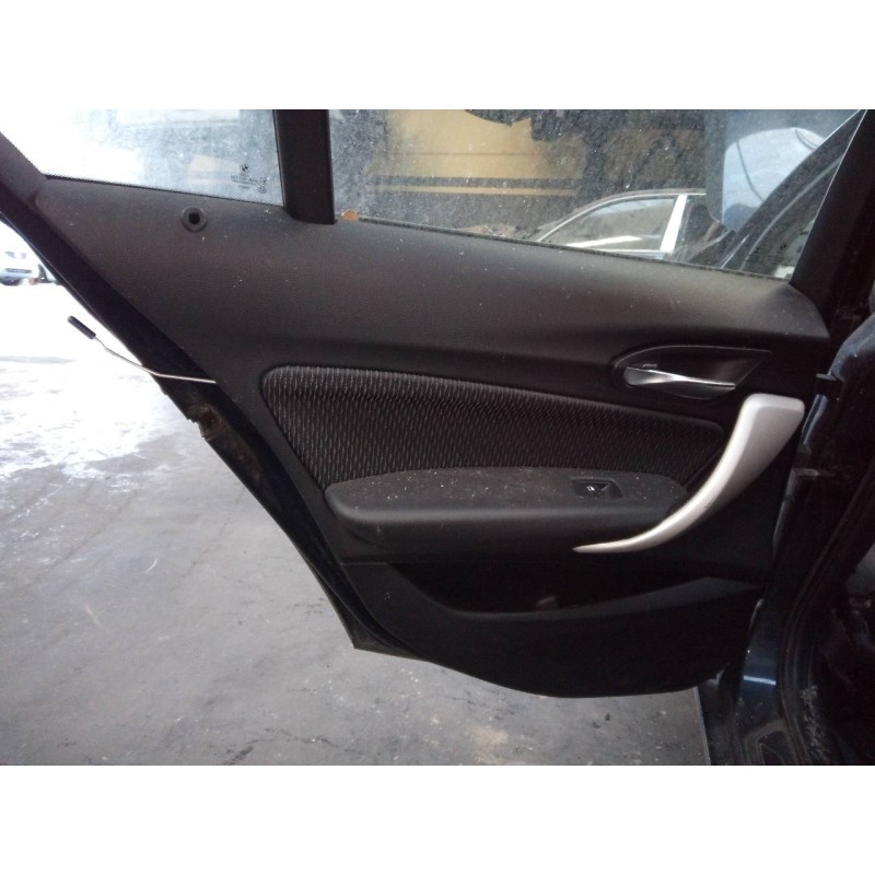 Recambio de guarnecido puerta trasera izquierda para bmw serie 1 lim. (f20) 120d referencia OEM IAM   