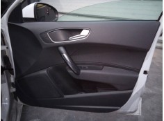 Recambio de guarnecido puerta delantera derecha para audi a1 (8x) attraction referencia OEM IAM   