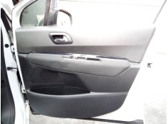 Recambio de guarnecido puerta delantera derecha para peugeot 5008 allure referencia OEM IAM   