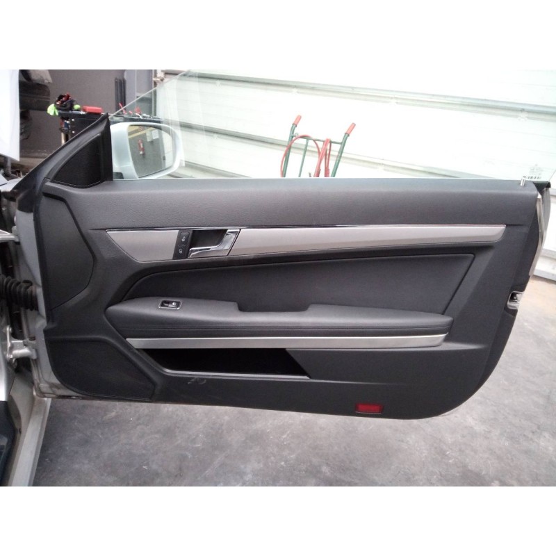 Recambio de guarnecido puerta delantera derecha para mercedes clase clk (w207) coupe 250 cdi blueefficiency (207.303) referencia