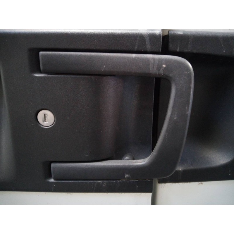 Recambio de maneta exterior porton para opel combo d cargo l2h1 2,4t referencia OEM IAM   