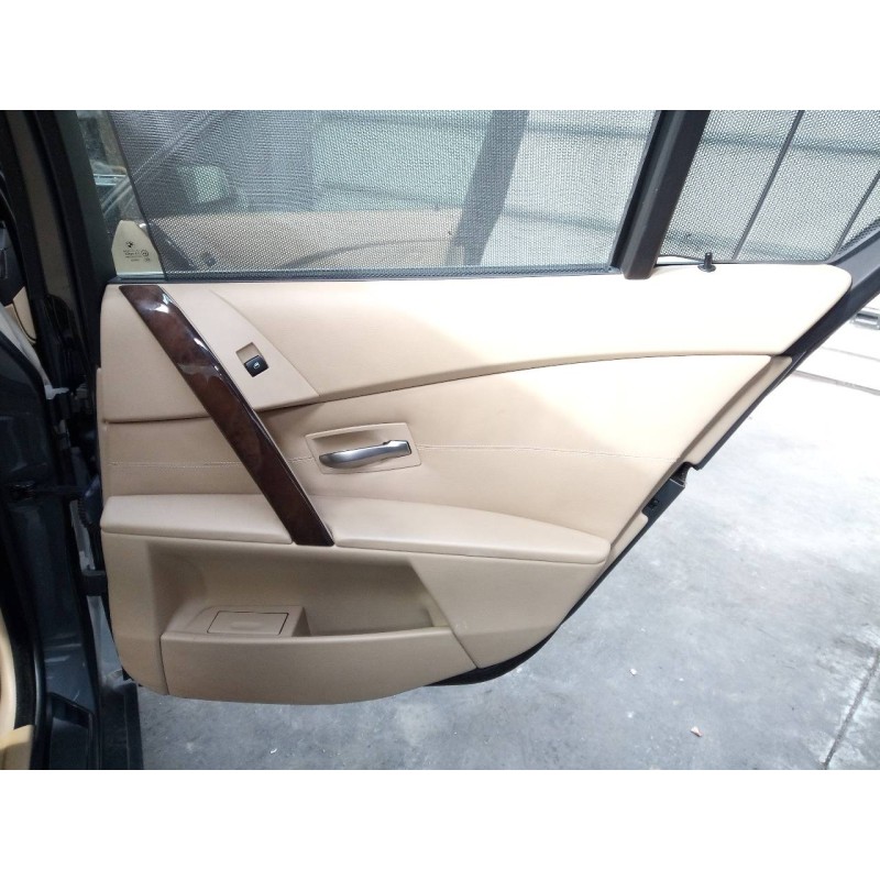 Recambio de guarnecido puerta trasera derecha para bmw serie 5 berlina (e60) 525i referencia OEM IAM   