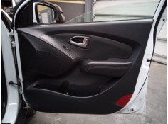 GUARNECIDO PUERTA DELANTERA DERECHA 