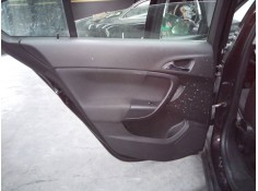 GUARNECIDO PUERTA TRASERA IZQUIERDA 