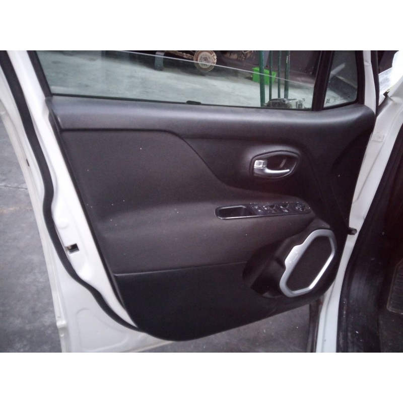 Recambio de guarnecido puerta delantera izquierda para jeep renegade longitude fwd referencia OEM IAM   