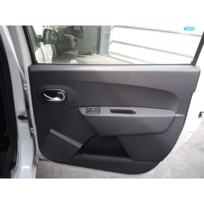 Recambio de guarnecido puerta trasera derecha para dacia lodgy stepway referencia OEM IAM   
