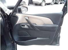 GUARNECIDO PUERTA DELANTERA DERECHA 