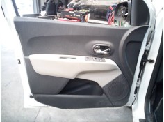 GUARNECIDO PUERTA DELANTERA IZQUIERDA 