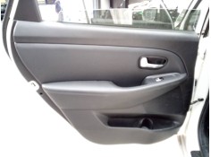 GUARNECIDO PUERTA TRASERA IZQUIERDA 