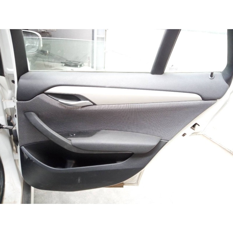 Recambio de guarnecido puerta trasera derecha para bmw x1 (e84) sdrive 18d referencia OEM IAM   