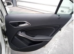 GUARNECIDO PUERTA TRASERA DERECHA 