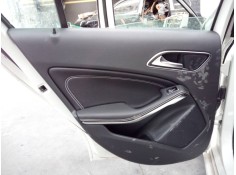 GUARNECIDO PUERTA TRASERA IZQUIERDA 