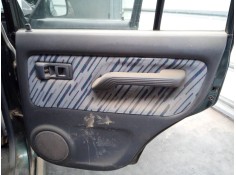 GUARNECIDO PUERTA TRASERA DERECHA 