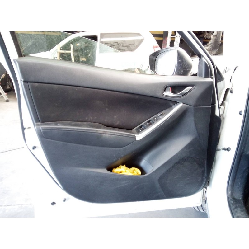 Recambio de guarnecido puerta delantera izquierda para mazda cx-5 style 2wd referencia OEM IAM   