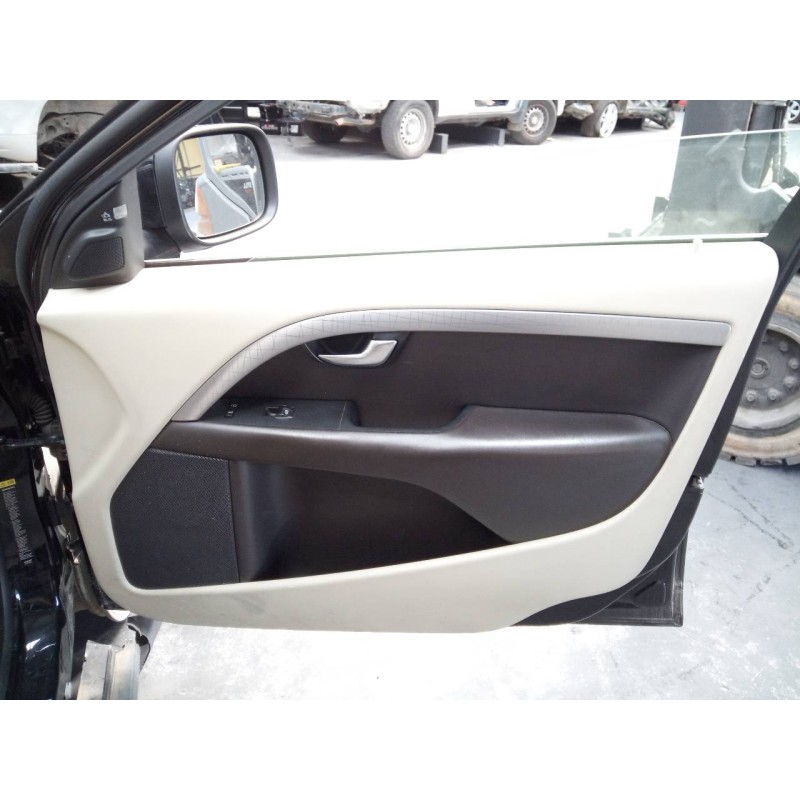 Recambio de guarnecido puerta delantera derecha para volvo xc70 kinetic awd referencia OEM IAM   