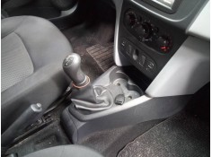 Recambio de consola central para dacia sandero ambiance referencia OEM IAM   