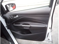 GUARNECIDO PUERTA DELANTERA DERECHA 