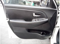 GUARNECIDO PUERTA DELANTERA IZQUIERDA 