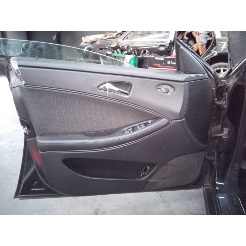 Recambio de guarnecido puerta delantera izquierda para mercedes clase cls (w219) 350 (219.356) referencia OEM IAM   