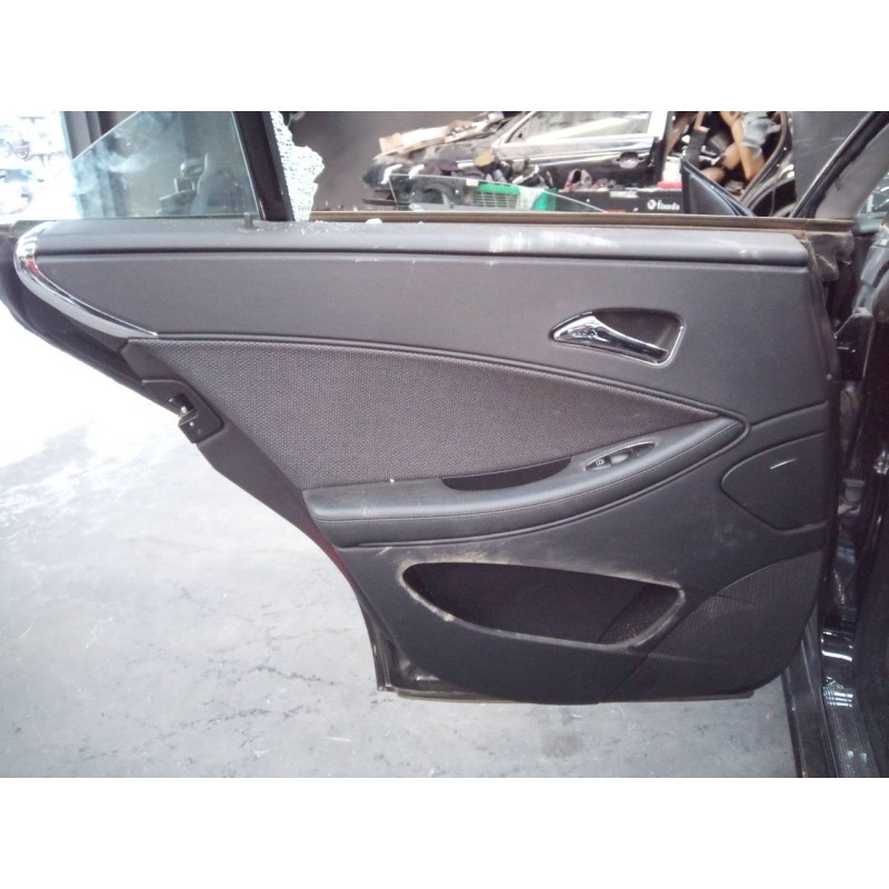 Recambio de guarnecido puerta trasera izquierda para mercedes clase cls (w219) 350 (219.356) referencia OEM IAM   