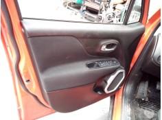 GUARNECIDO PUERTA DELANTERA IZQUIERDA 
