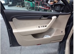 GUARNECIDO PUERTA DELANTERA IZQUIERDA 