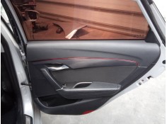 GUARNECIDO PUERTA TRASERA DERECHA 