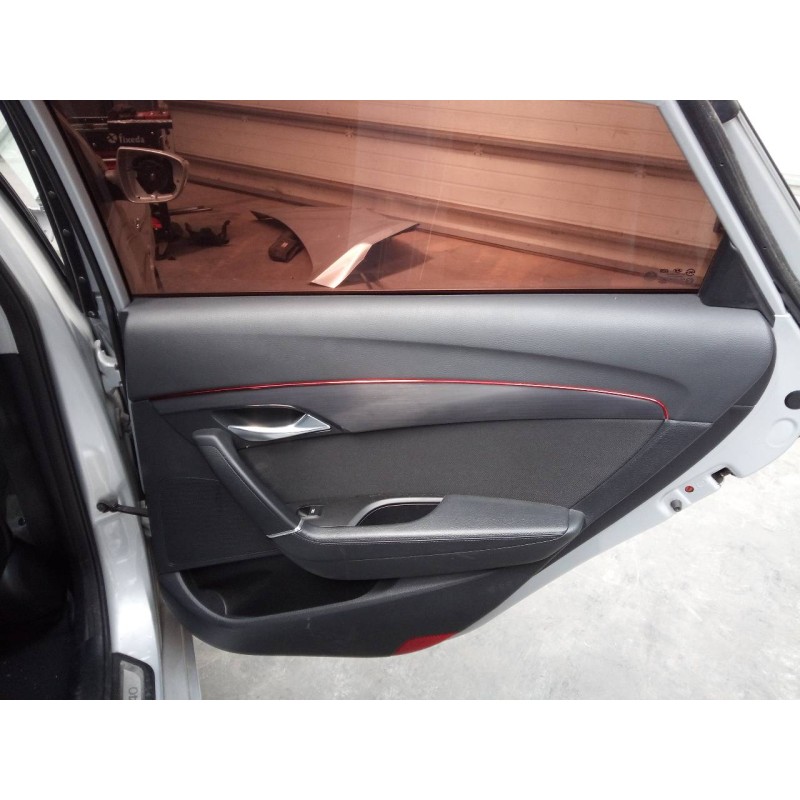 Recambio de guarnecido puerta trasera derecha para hyundai i40 style blue referencia OEM IAM   