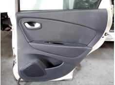 GUARNECIDO PUERTA TRASERA DERECHA 