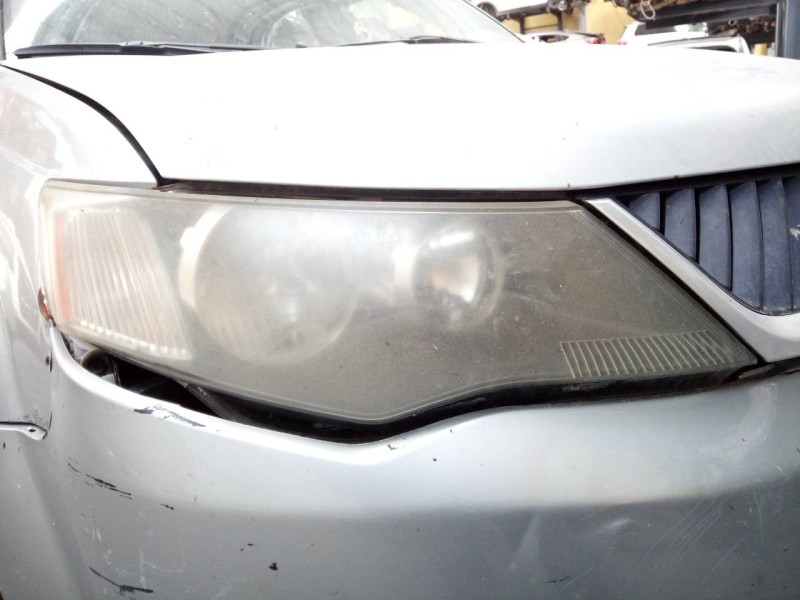 Recambio de faro derecho para mitsubishi outlander (cw0) 2.0 di-d intense referencia OEM IAM   