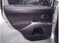GUARNECIDO PUERTA TRASERA IZQUIERDA 