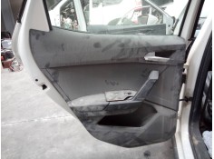 GUARNECIDO PUERTA TRASERA IZQUIERDA 