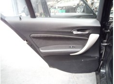 GUARNECIDO PUERTA TRASERA IZQUIERDA 