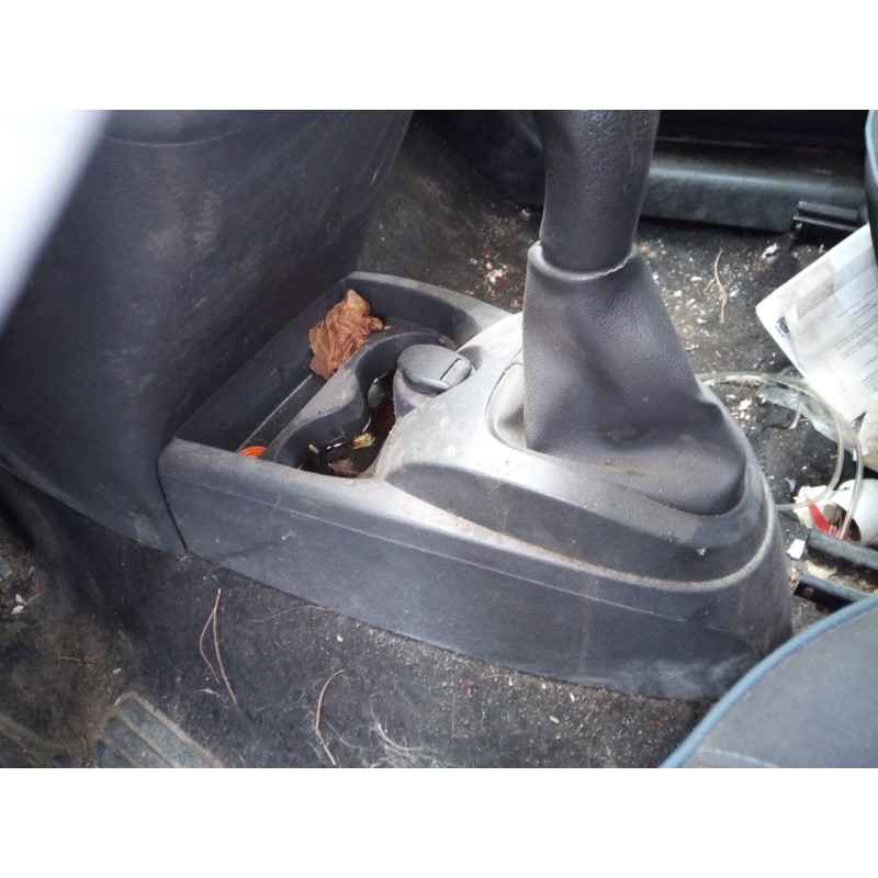 Recambio de consola central para renault twingo authentique referencia OEM IAM   