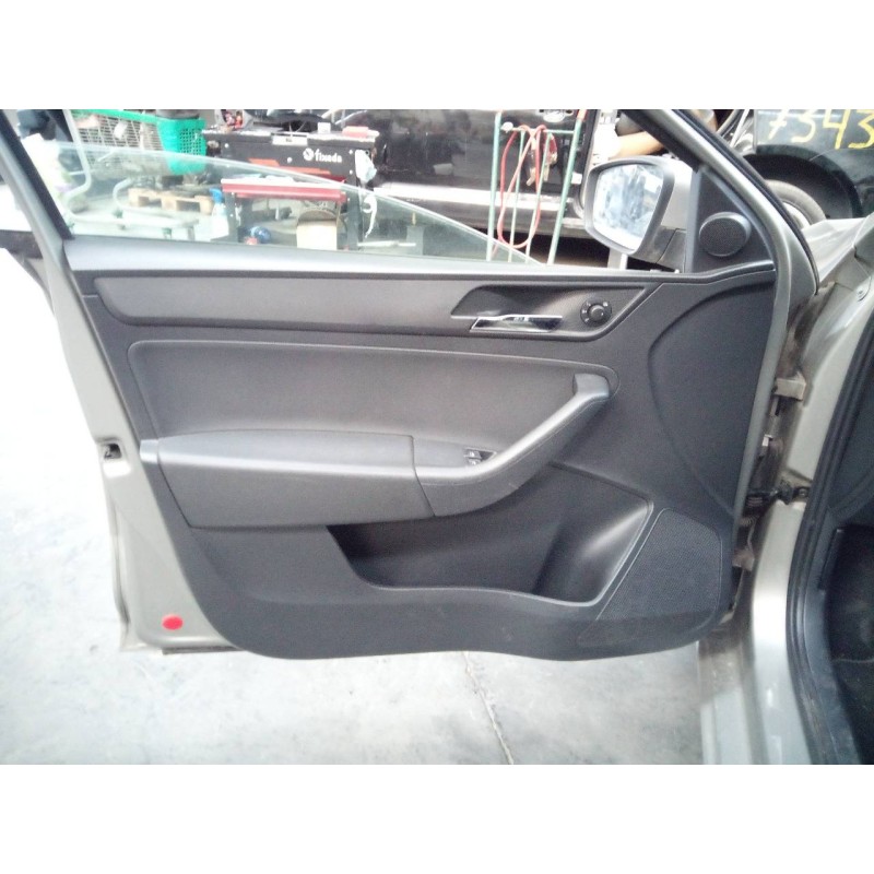 Recambio de guarnecido puerta delantera izquierda para seat toledo (kg3) reference referencia OEM IAM   