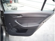 GUARNECIDO PUERTA TRASERA DERECHA 