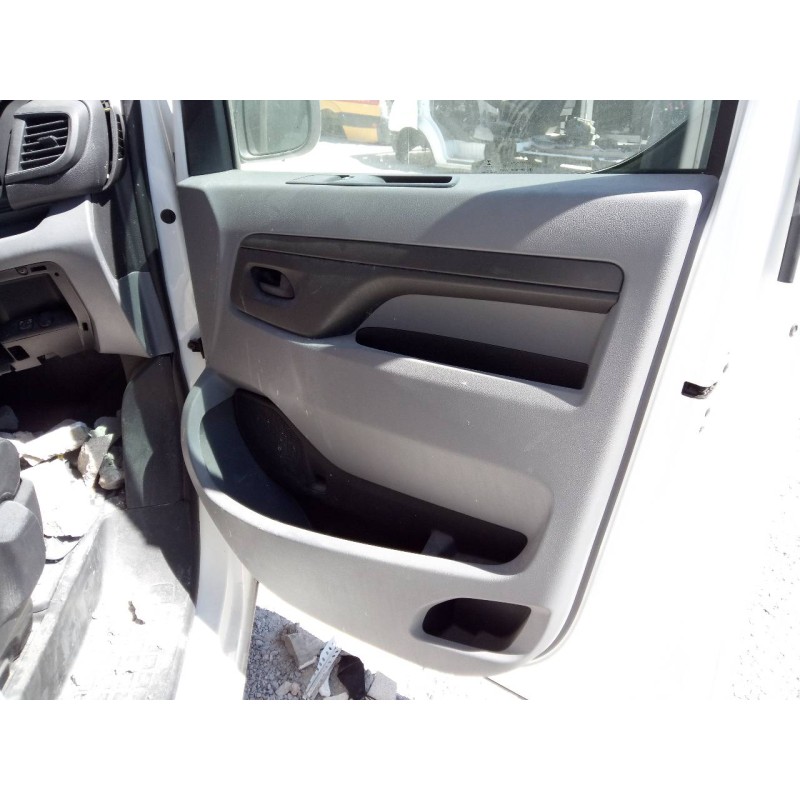 Recambio de guarnecido puerta delantera derecha para opel vivaro furgón l innovation referencia OEM IAM   