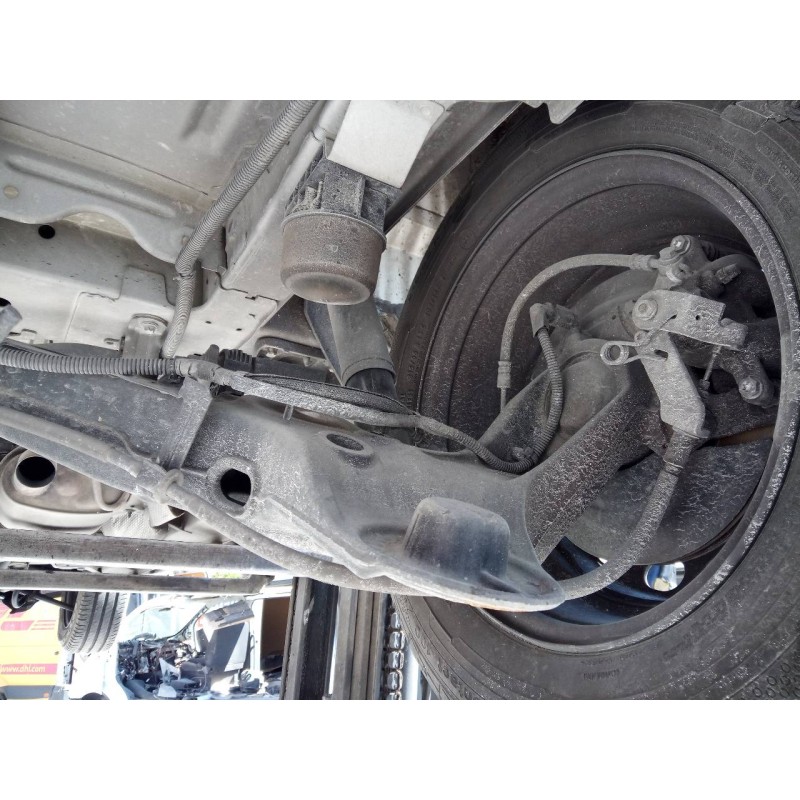 Recambio de mangueta trasera derecha para opel vivaro furgón l innovation referencia OEM IAM   