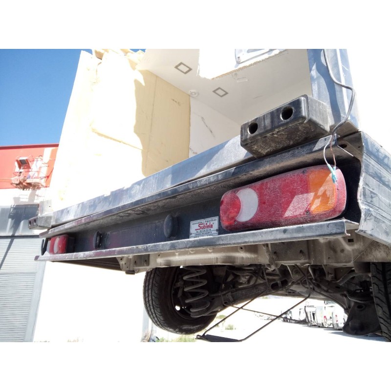 Recambio de paragolpes trasero para opel vivaro furgón l innovation referencia OEM IAM   