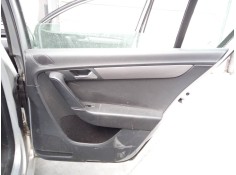 GUARNECIDO PUERTA TRASERA DERECHA 