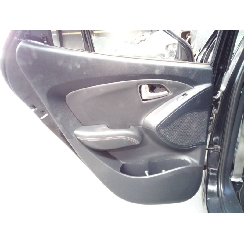 Recambio de guarnecido puerta trasera izquierda para hyundai ix35 classic 2wd referencia OEM IAM   